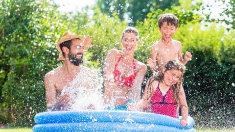 Tipps gegen Hitze: Gartenpools im Vergleich: Welches Schwimmbecken ist das beste?
