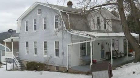 Couple renovating new home start getting sick after horrifying discovery behind walls