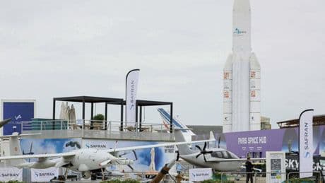 Au Salon du Bourget, le secteur aérospatial cède aux sirènes des start-up et du marché