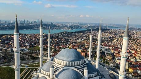 Is it safe to travel to Turkey? Foreign Office warning over nearby conflicts