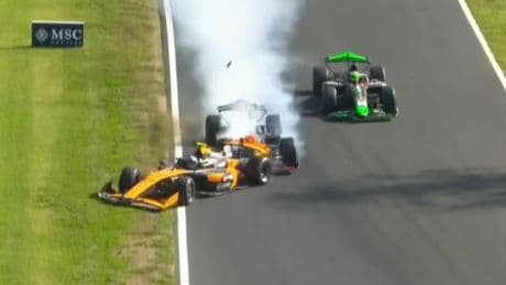 Schon VOR dem Formel-1-Rennen - Red Bull crasht heftig in McLaren!