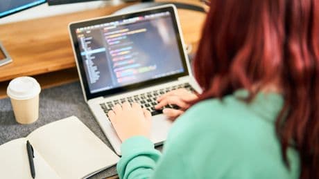 3 charts show just how tough it is to get hired or promoted in tech right now