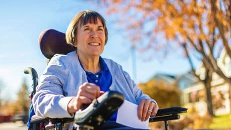 Experte ordnet ein: Warum Shared Decision Making die MS-Therapie verbessert