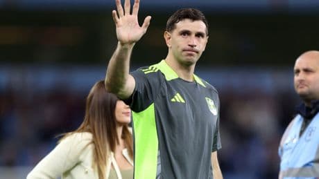 Emi Martinez waves tearfully to Villa Park as Unai Emery offers no assurances over future