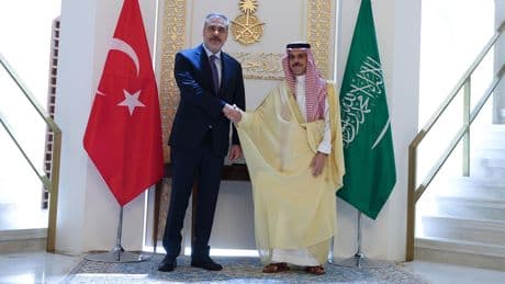 Bakan Fidan, Suudi mevkidaşı Ferhan Al Suud ile görüştü