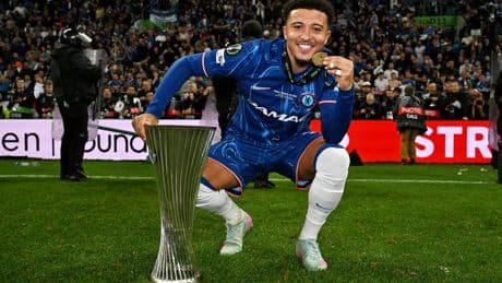 Manchester United miss out on major transfer 'windfall' as Jadon Sancho and Antony embrace after Chelsea win