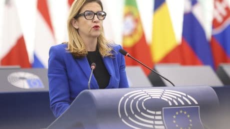 Face aux pressions américaines, il est urgent de taxer les géants du numérique – par Stéphanie Yon-Courtin