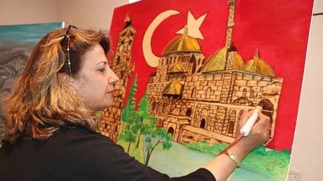 Maharetli ellerden özverili çalışma