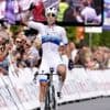 Oppermachtige Lorena Wiebes geeft iedereen het nakijken in eerste etappe Simac Ladies Tour