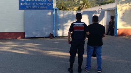 Manisa’da FETÖ üyesi aranan şahıs yakalandı