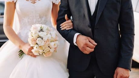 Ultimate wedding gift guide including kitchen, tech and days out
