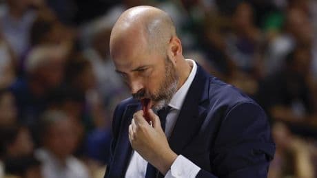 El Barça anuncia a Albert Oliver como ayudante de Joan Peñarroya