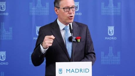 Feijóo confía la organización del congreso a la mano derecha de Ayuso