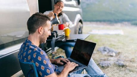 Rundfunkbeitrag: Fällig auch beim Camping oder im Schrebergarten?