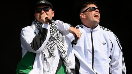Controversial rappers Kneecap chant ‘f**k Starmer’ during Glastonbury set