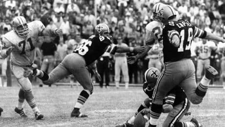 The NFL’s 60-yard field goal problem — and how to fix it
