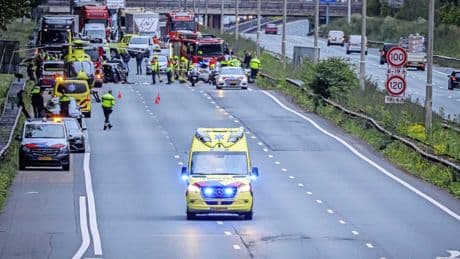 Zes gewonden bij ongeluk op A20, drie van hen aangehouden