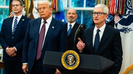 Trump Will Host Host Tech Billionaires Bill Gates, Tim Cook And Mark Zuckerberg At Rose Garden Event Tonight