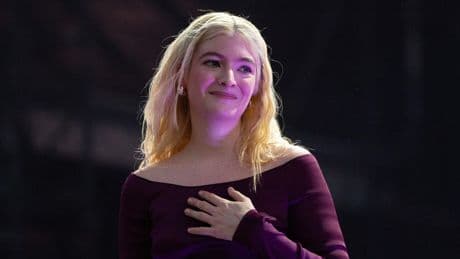 Lorde’s New Single And Viral Moment Help Her Standing On The Charts