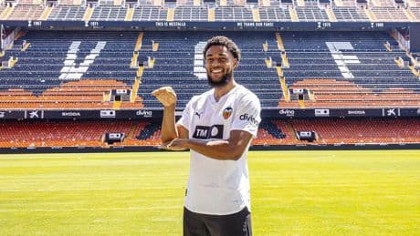 Danjuma: “Quiero ganar siempre y por eso he elegido el Valencia”
