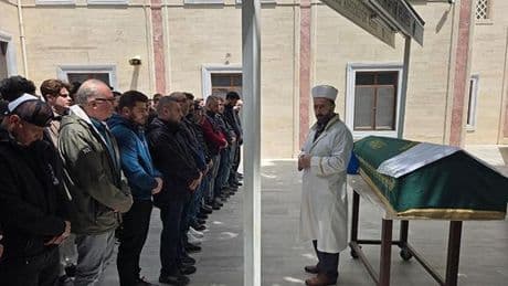 Eski futbolcu geçirdiği trafik kazasında hayatını kaybetti