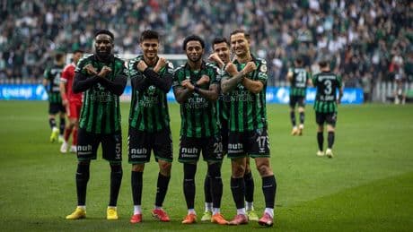 Şampiyon Kocaelispor sezonu galibiyetle noktaladı