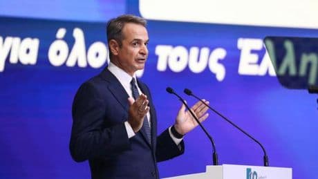 La Grèce veut autoriser les journées de travail de treize heures