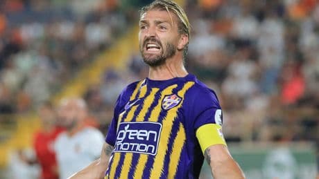 Futbolu bıraktı mı? Menajeri duyurdu