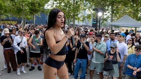 El rap transgresor de Villano Antillano aparece en un secret show de Primavera Sound