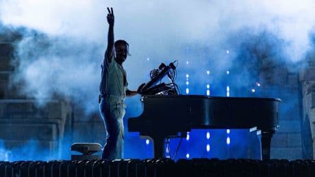Claypaky illumina l’Arena di Verona insieme a Francesco De Cave per RTL 102.5 e Radio Zeta