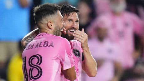 Er hat es wieder getan - Messi bricht jetzt auch noch DIESEN Rekord!
