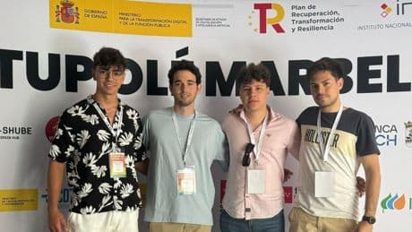 Estudiantes de la UA crean una app para ahorrar en alimento y combustible