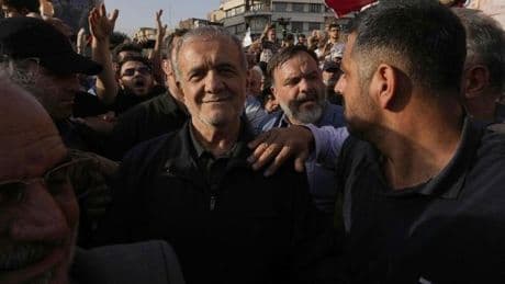 Krieg mit Israel: Irans Präsident entkam wohl nur knapp dem Tod