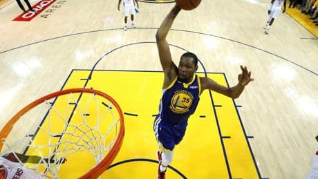 El 'truco fiscal' para multimillonarios que ha disparado el valor de los equipos deportivos en EEUU
