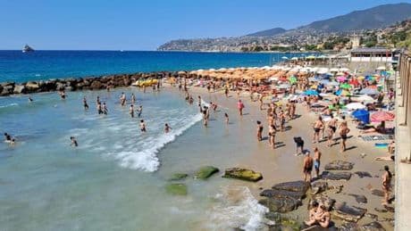 Sanremo, revocati tutti i divieti di balneazione