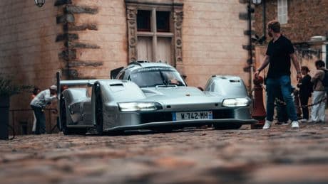 Met deze Le Mans-racer van Porsche kun je gewoon naar je werk