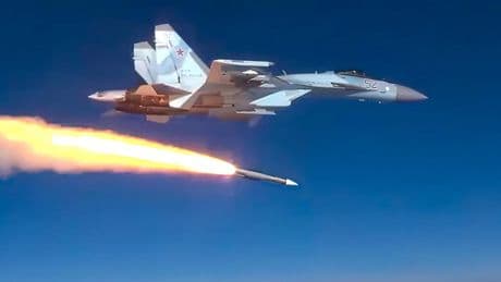 Cabeza de hacha, el misil nuclear de Putin que amenaza a Ucrania: 300 km de radio para derribar formaciones de cazas