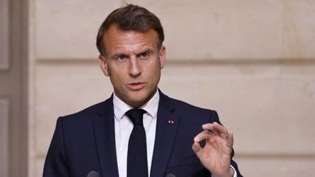 Macron: Gazze'deki insani durum katlanılmaz