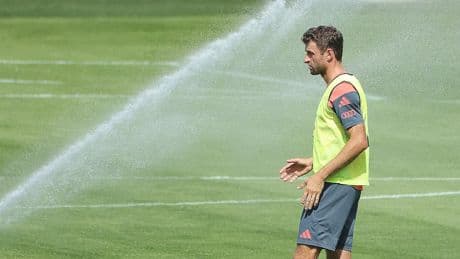 Vor Wechsel in die MLS - Müller im Bayern-Training aufgetaucht