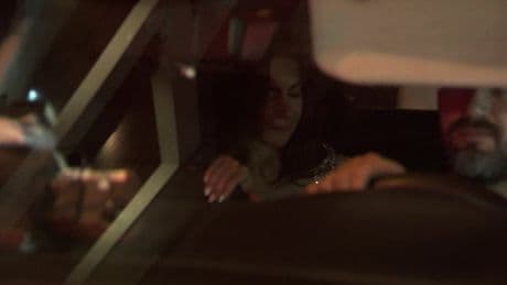 Nesrin Cavadzade'nin panik anları... Yeni erkek arkadaşıyla Bebek'te yakalandı