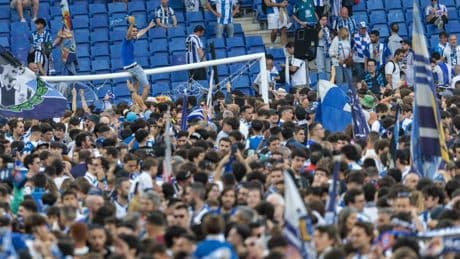 El Espanyol se agarra al “amor indestructible” de su gente en medio del sí de Joan Garcia al Barça