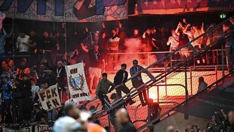 Le Havre - Marsilya maçında olay! Tribünler sahaya inmeye çalıştı…