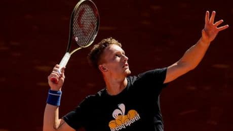 Jiri Lehecka chi è il tennista ceco che affronterà Sinner al Roland Garros: famiglia, carriera, fidanzata, trofei
