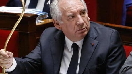François Bayrou entame ses consultations sur la proportionnelle en recevant les représentants du RN