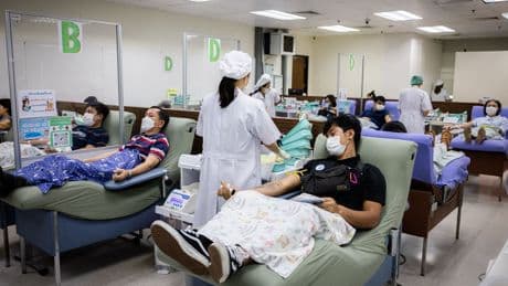 Thaïlande : à Bangkok, un élan de solidarité face à l’inquiétude de la guerre avec le Cambodge