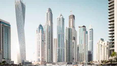 Warning for women being lured to Dubai 'Porta-Potty' parties with £3k gifts