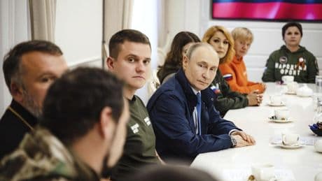 Putin visited Russia's Kursk region for first time since Moscow said it drove out Ukrainian forces