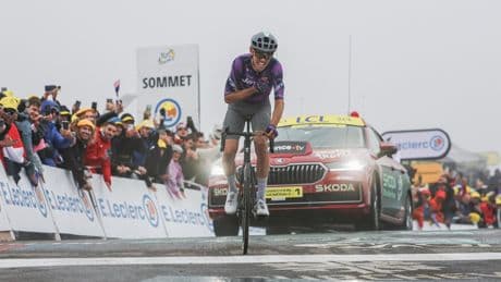 El australiano Ben O’Connor se corona en la cima de la Loze, la etapa reina del Tour de Francia