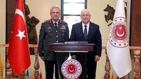 Bakan Güler Kara Kuvvetleri Komutanı Orgeneral Tokel'i kabul etti