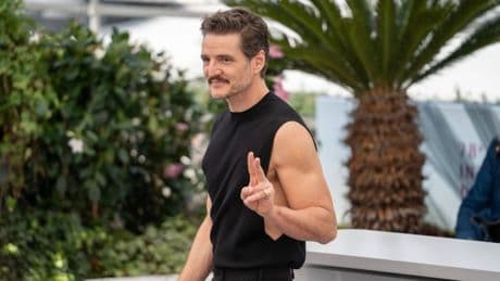 Pedro Pascal: Schauspieler zeigt "Sideboob" in Cannes
